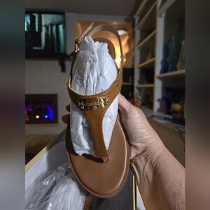 Michael Kors MK Plate Thong Leather T-Strap Logo Sandal, 8.5